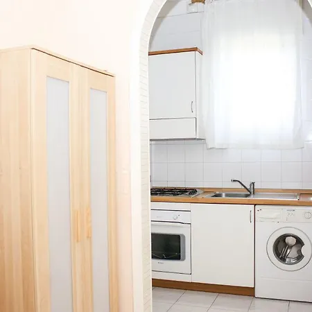 Apt. 2 펜션 *